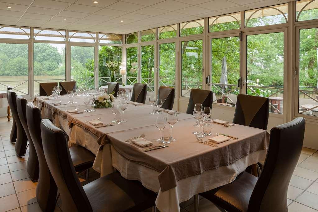 Le Germinal Hotell Cesson-Sévigné Restaurang bild