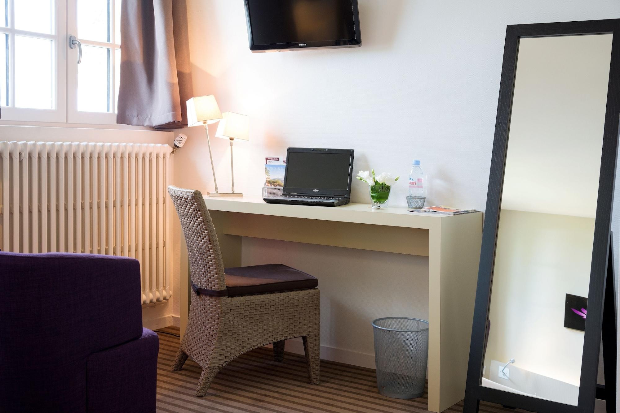 Le Germinal Hotell Cesson-Sévigné Exteriör bild