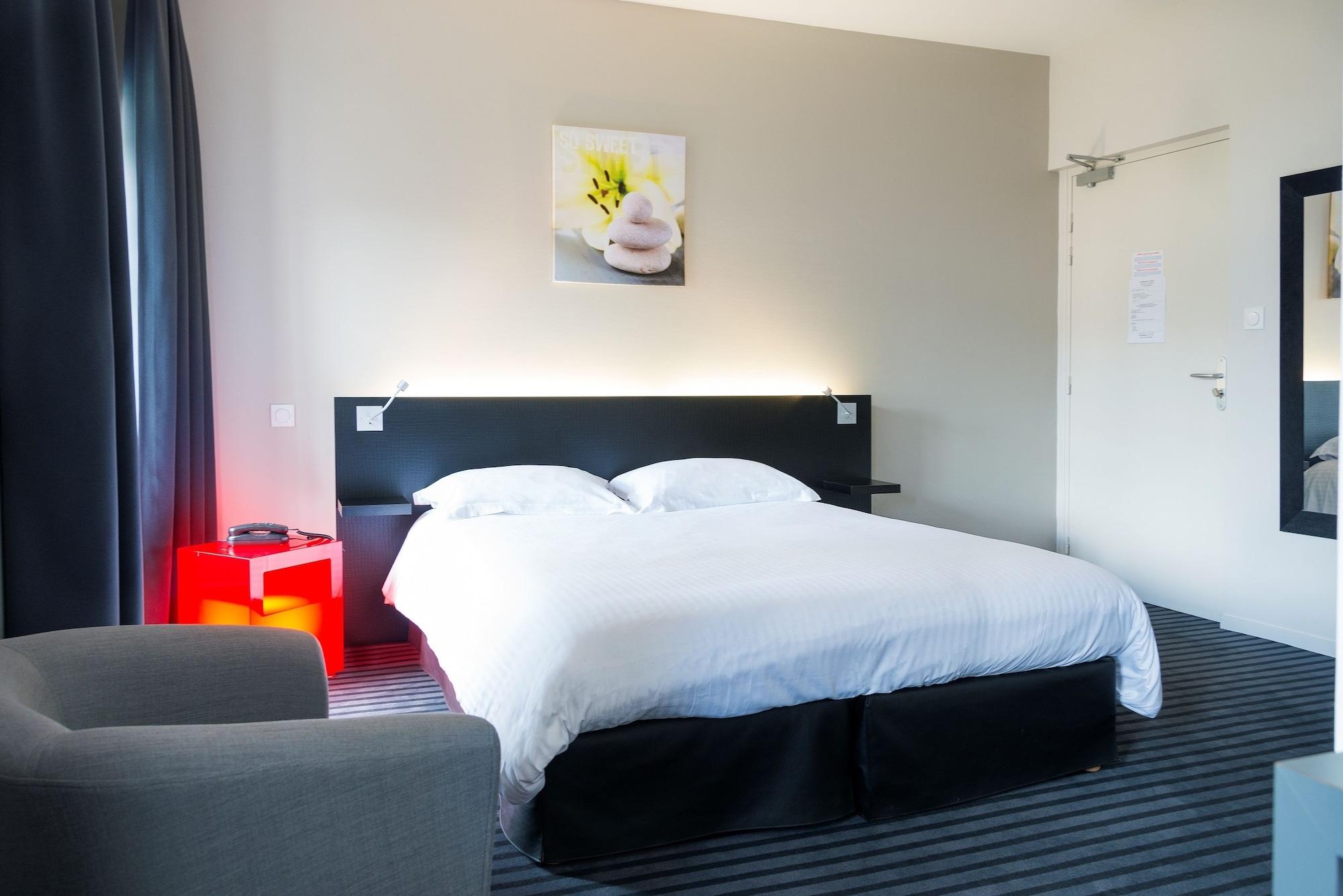Le Germinal Hotell Cesson-Sévigné Exteriör bild