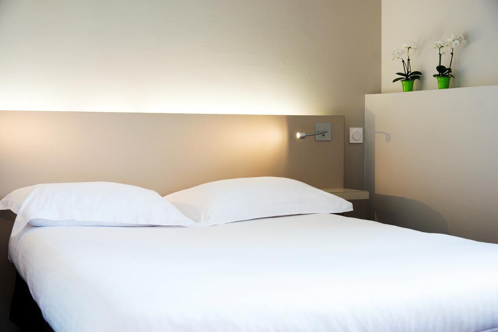 Le Germinal Hotell Cesson-Sévigné Exteriör bild